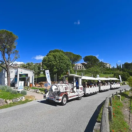 Apartment Village Cap Esterel - L'esquinade-113 By Interhome